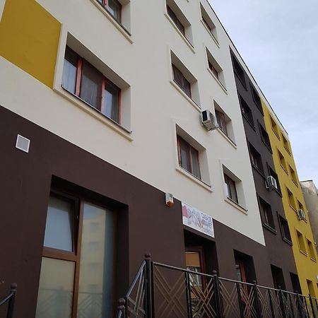 Hotel Dacor Орэштие Экстерьер фото